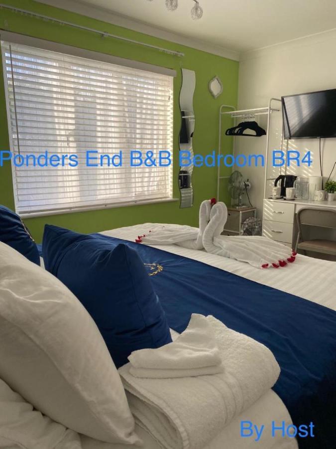 Bed and Breakfast Ponders End à Newport  Extérieur photo